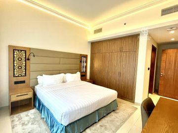 Fully Furnished | 1BR | Metro | Multiple Options - Interior view