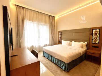Fully Furnished | 1BR | Metro | Multiple Options - Interior view