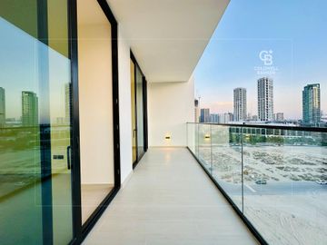 High ROI | Corner Unit | Large Layout - Interior view
