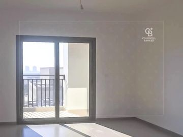 High Floor | Best Location | Bright - Interior view