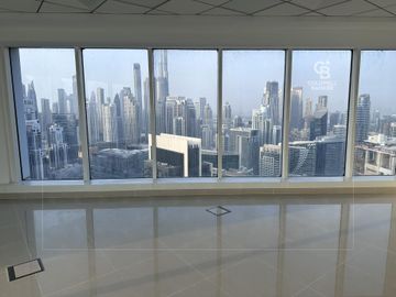 Fully Fitted Office Vacant | Burj View - Interior view