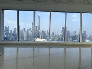 Fully Fitted Office Vacant | Burj View - Interior view