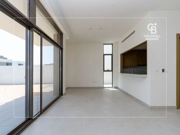 SPACIOUS | TYPE A LAYOUT | READY TO MOVE IN - Interior view