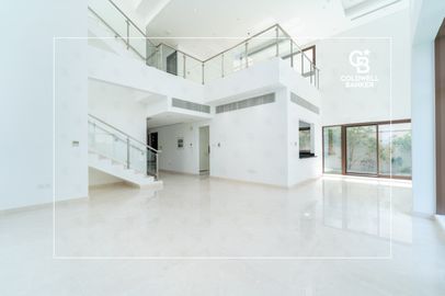 BRAND NEW POOL | BEST LOCATION | READY TO MOVE IN - Interior view