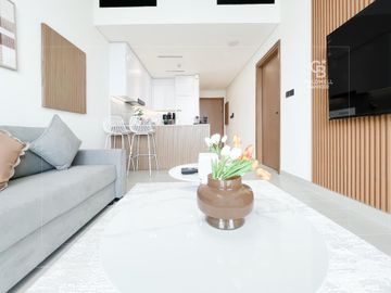 Brand New | Vacant | Fully Furnished | Spacious - Interior view