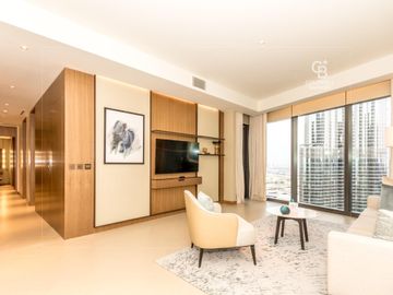 High-End 3BR Iconic Views | 5-Star Living - Interior view