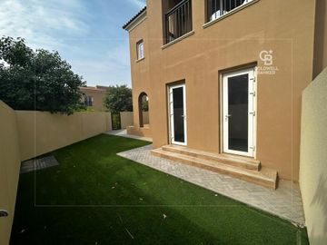 High ROI | 3BR Villa | Prime C-Cluster | Rented - Interior view