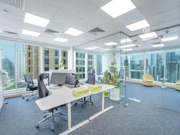 Premium Furnished Office | Burj View | 1 Parking - Interior view
