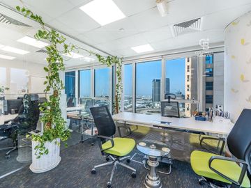 Premium Furnished Office | Burj View | 1 Parking - Interior view