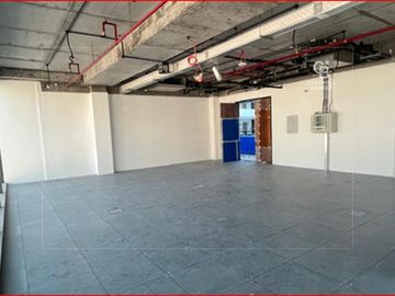 Office for Rent in Golden Gate Tower - Oud Metha - Interior view
