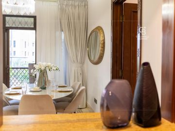 Two Bedrooms Furnished With Burj View - Interior view
