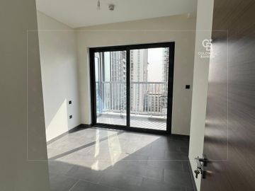 Spacious Layout | 2BR + Study | Vacant - Interior view