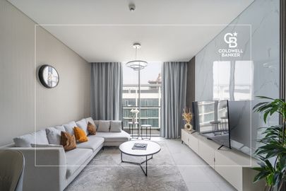 Exclusive | Top Floor | Fully Furnished - Interior view