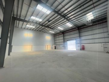 Grade A Warehouse I Brand New I 60 KW - Interior view