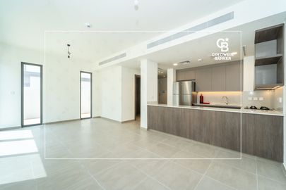 Internal Unit | Vacant | Close to Padel & Park - Interior view