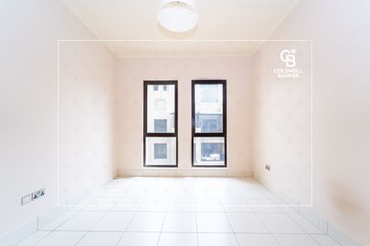 Park View | Prime Location | High Floor - Interior view