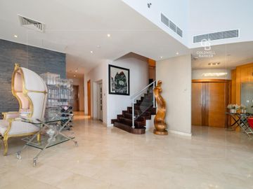 Ultimate Triplex Penthouse: Villa in the Sky - Interior view