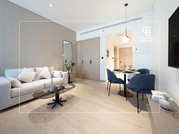 Marriott Furnished Studio | High-End Finishes - Interior view