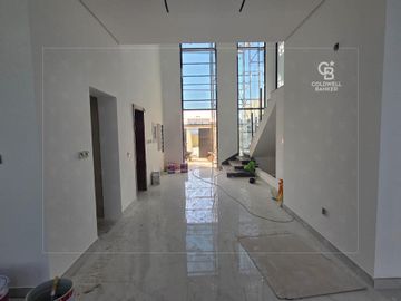 Stunning | Skylight, Spacious | Private Pool - Interior view