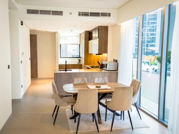 Fully Furnished| Brand New | Spacious - Interior view