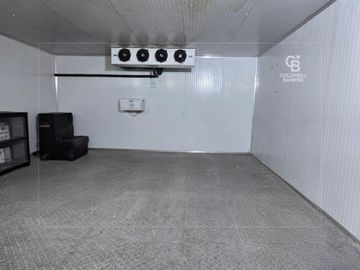WAREHOUSE COMPOUND|ALL ACTIVITIES APPROVED|100+KW - Interior view
