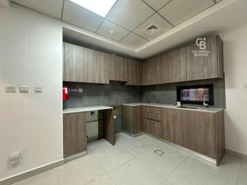 Bright And Spacious | Prime Location Arjan - Interior view
