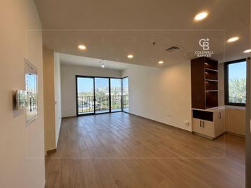 Brand New | kitchen appliances | Open View - Interior view