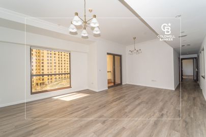 Vacant | Spacious Layout | Prime location - Interior view
