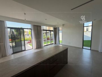 4BR G+2 I  Big Plot I Landscaped Garden - Interior view