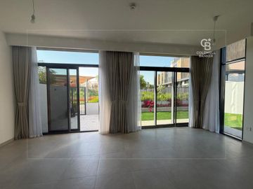 4BR G+2 I  Big Plot I Landscaped Garden - Interior view