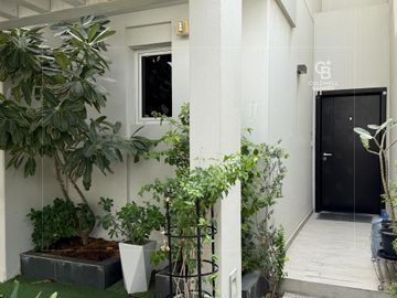 Modern | Fully Furnished | Landscaped Garden - Interior view
