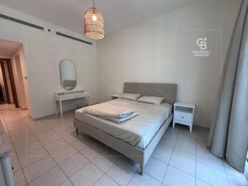 Fully Furnished Ready to Move | Prime Location - Interior view