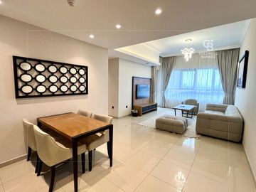 Furnished | Metro | Sea View | Multiple Options - Interior view