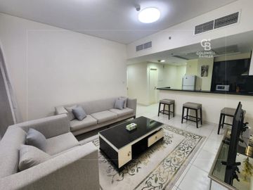 Vacant | Spacious Layout | Fully Furnished - Interior view