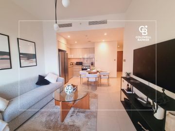 Fully Furnished | Burj Khalifa View | Vacant - Interior view