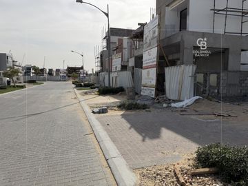 Prime Plot | Near Entry And Pool | Mulberry DH2 - Interior view