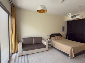 Furnished | With Balcony | High Floor | Vacant - Interior view