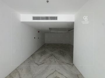 Fitted | HIgh Footfall | Chiller Free - Interior view