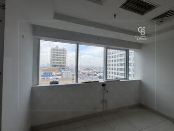 Unfurnished | Partitioned | Chiller Free - Interior view