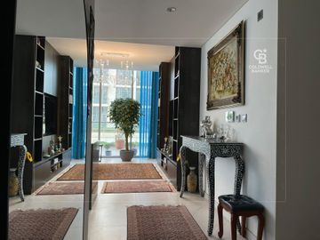 Spacious | Best Price | Burj Khalifa & Lagoon View - Interior view