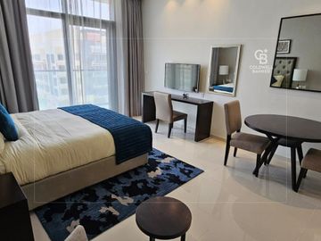Furnished | Vacant | Spacious and Maintained - Interior view