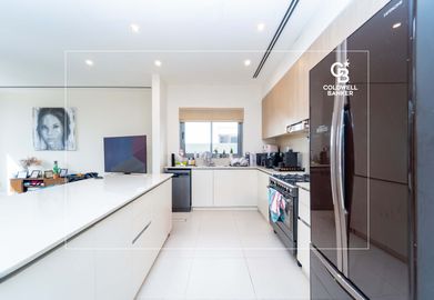 Elevated Plot | Green Belt | Large Layout - Interior view