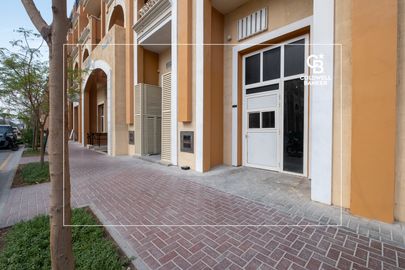 Retail available | Prime Location | For Rent - Interior view
