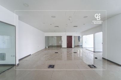 Ready to move in office | Vacant | 4 Parking - Interior view