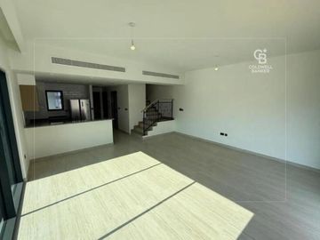 Close To Park And Pool | Best Price | Vacant - Interior view