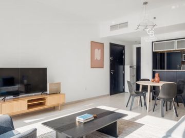 Vacant | Fully Furnished | Closed Community - Interior view