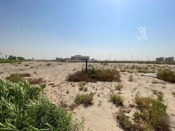 Single Row | Prime Location | Best Price - Interior view
