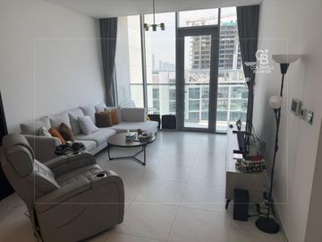 Furnished | Lagoon View | Vacant - Interior view