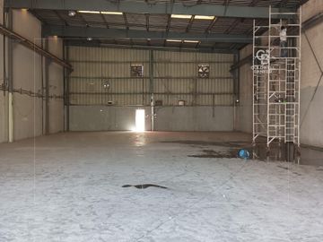 HIGH CEILING|READY WAREHOUSE|90+KW|9 MTR HEIGHT - Interior view