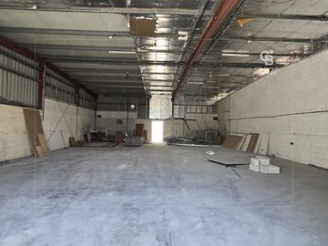 STAND-ALONE| ROAD FACING|IDEAL FOR SHOWROOM - Interior view